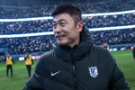 李国旭：人员紧张时有很多队员站了出来 赢球有一半是球迷的功劳